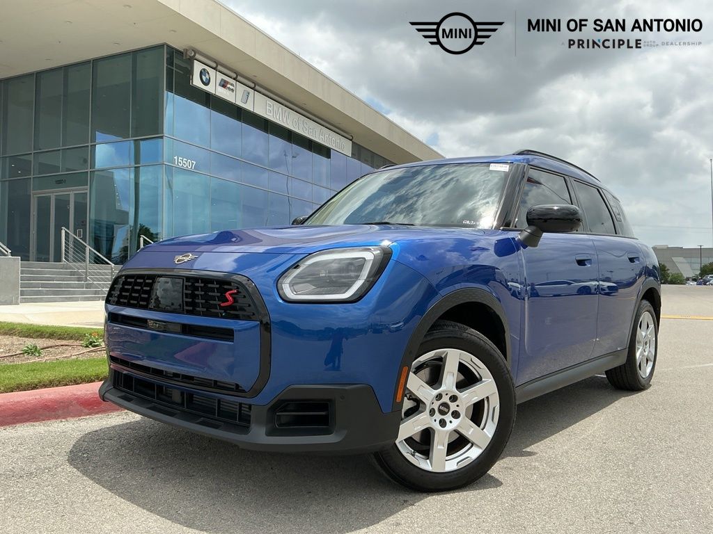 2025 MINI Countryman S ALL4's photo