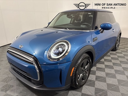 2024 MINI Cooper Signature Hatchback