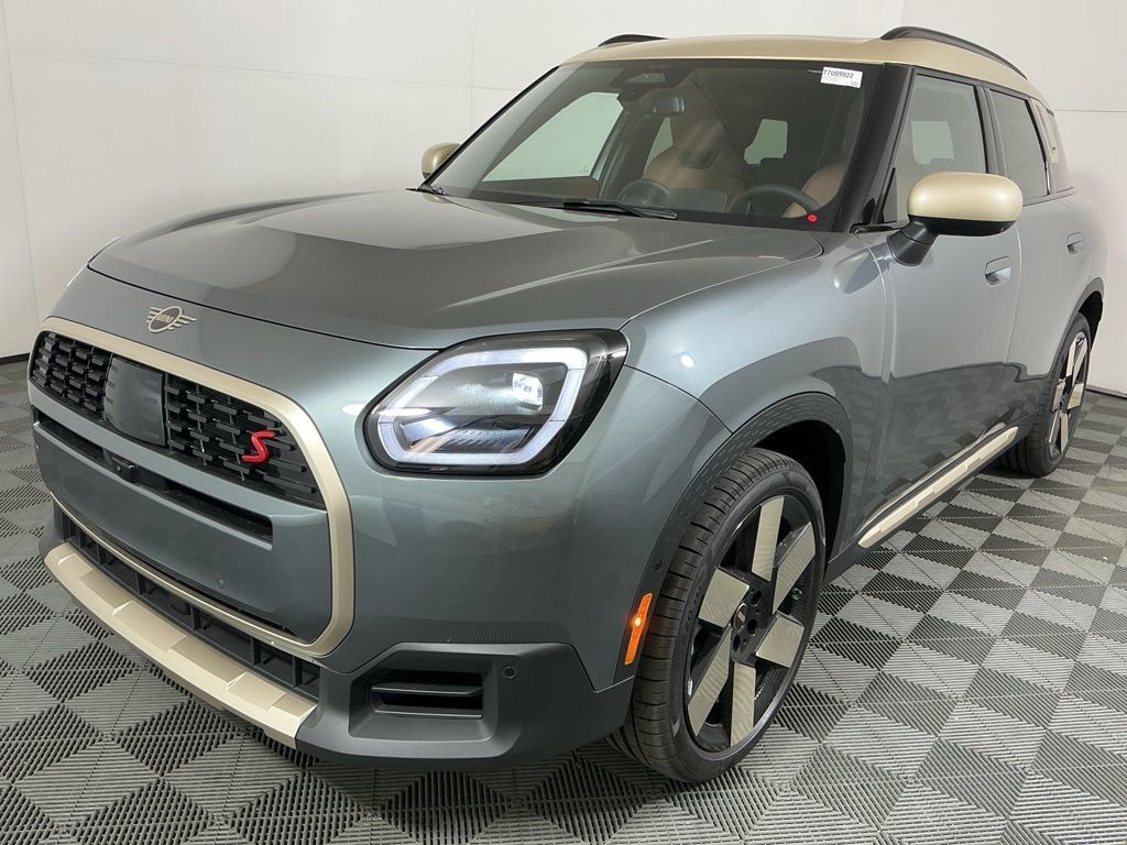 New 2026 MINI Countryman Iconic SUV