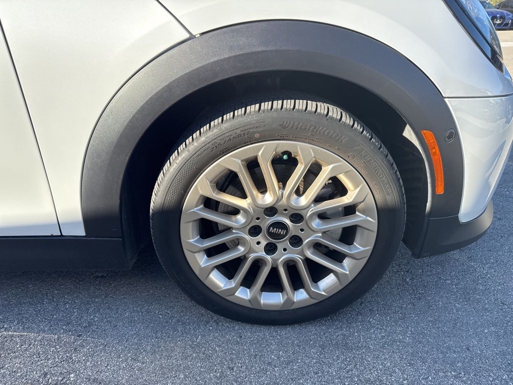 New 2025 MINI Hardtop 2 Door Hatchback