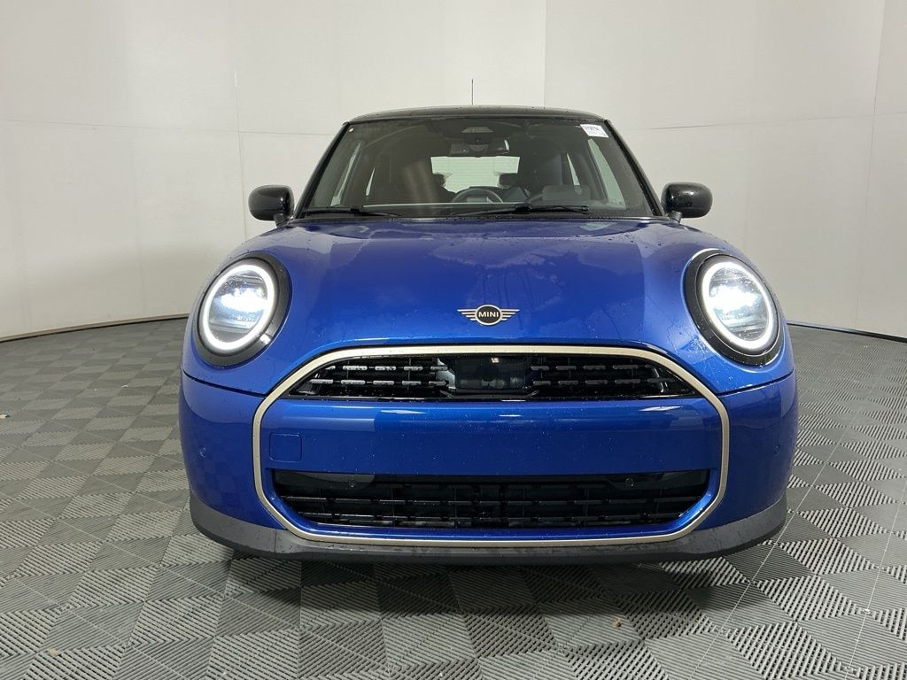 New 2026 MINI 2 Door Signature Plus Hatchback