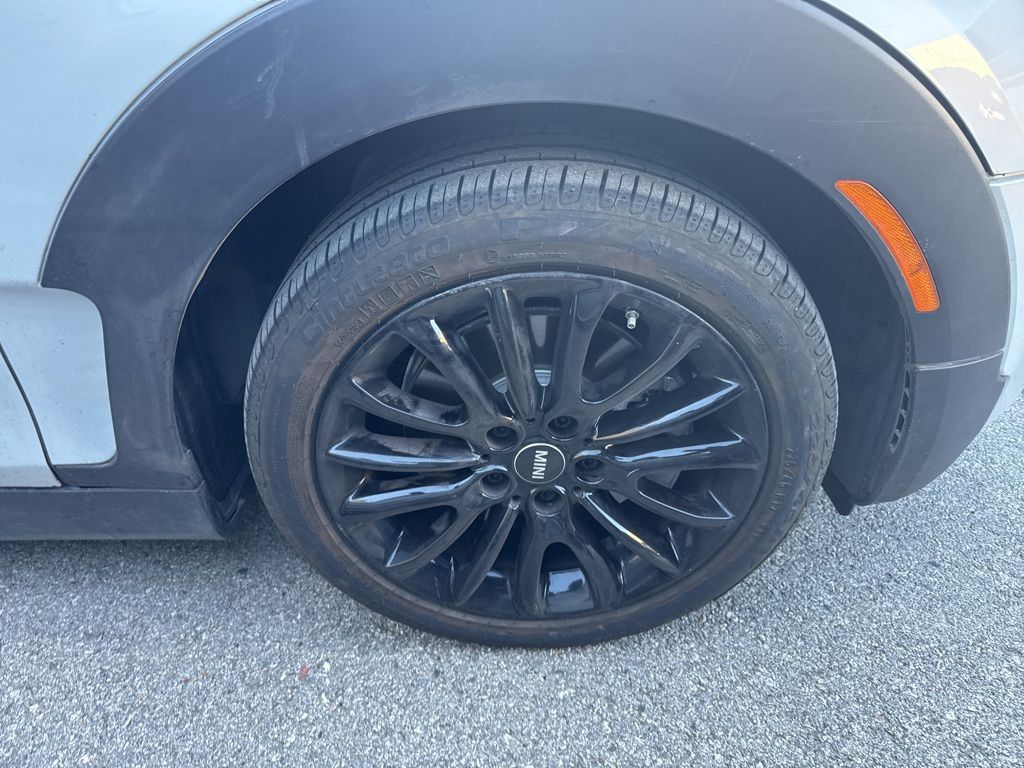 2023 Mini Clubman Base S photo 3