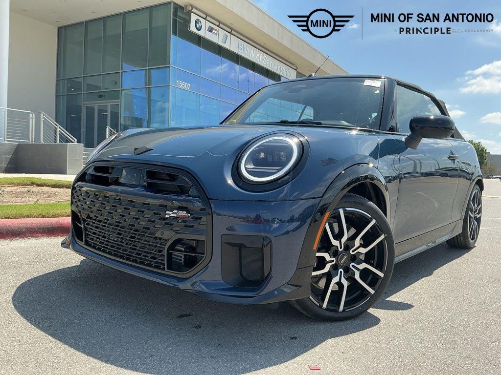2026 MINI Convertible Cooper S's photo