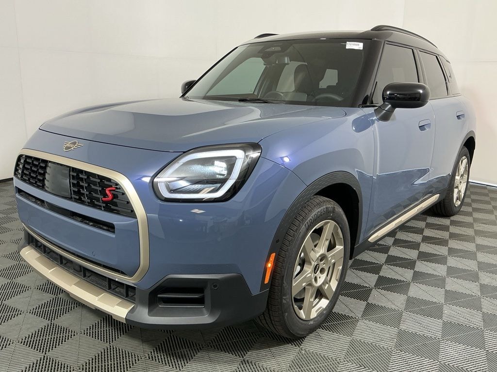 New 2026 MINI Countryman Signature Plus SUV
