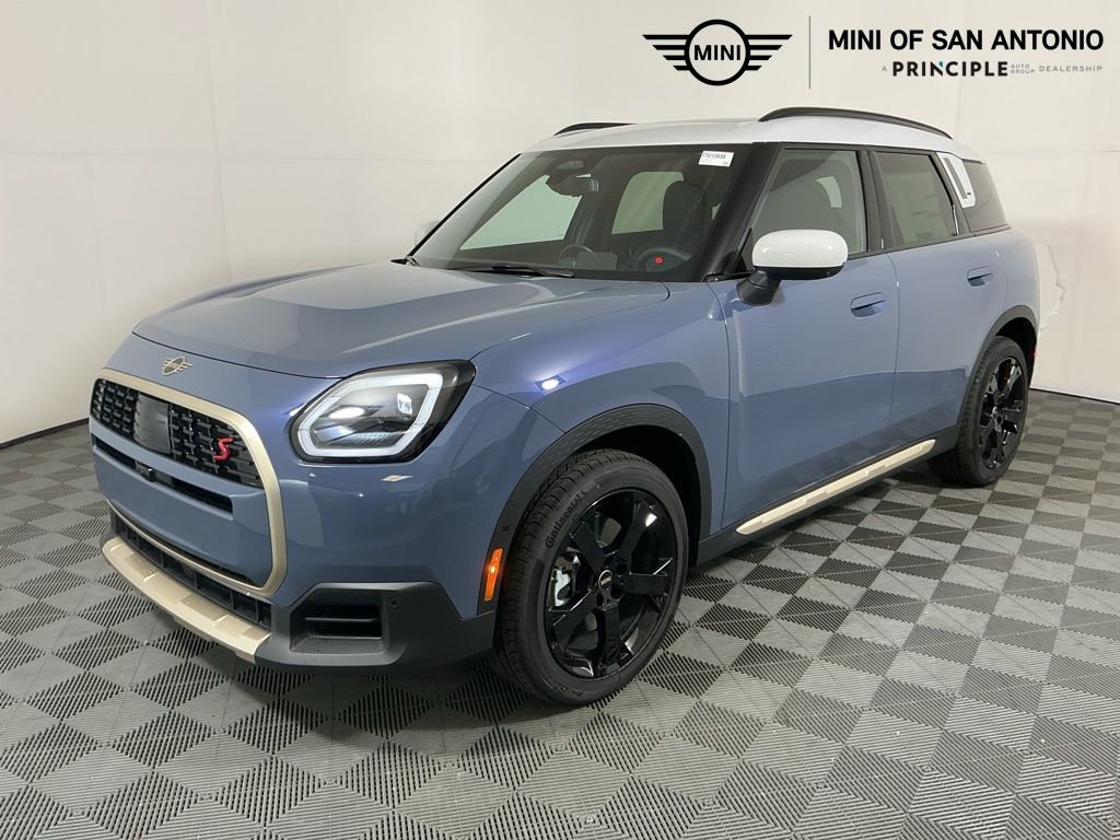 2026 MINI Countryman S's photo
