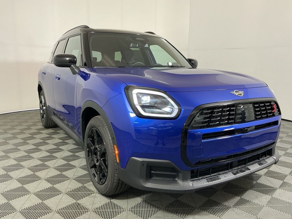 New 2026 MINI Countryman Iconic SUV