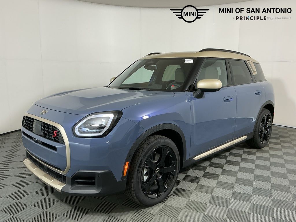 2026 MINI Countryman S's photo