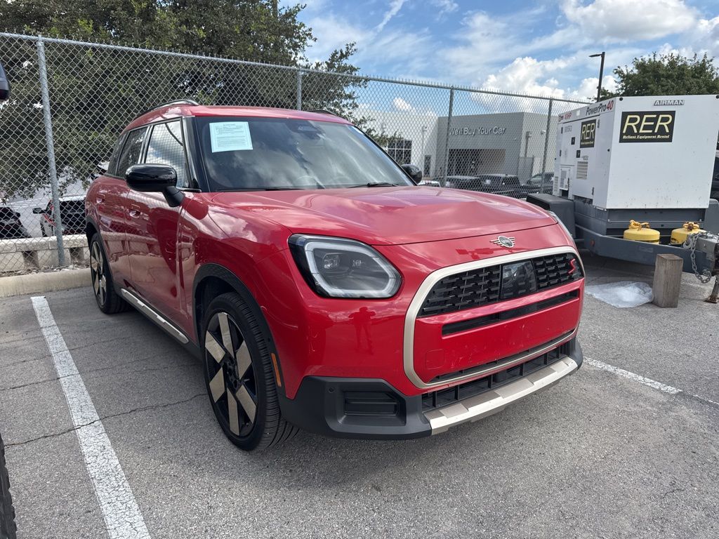 2025 Mini Countryman photo 2