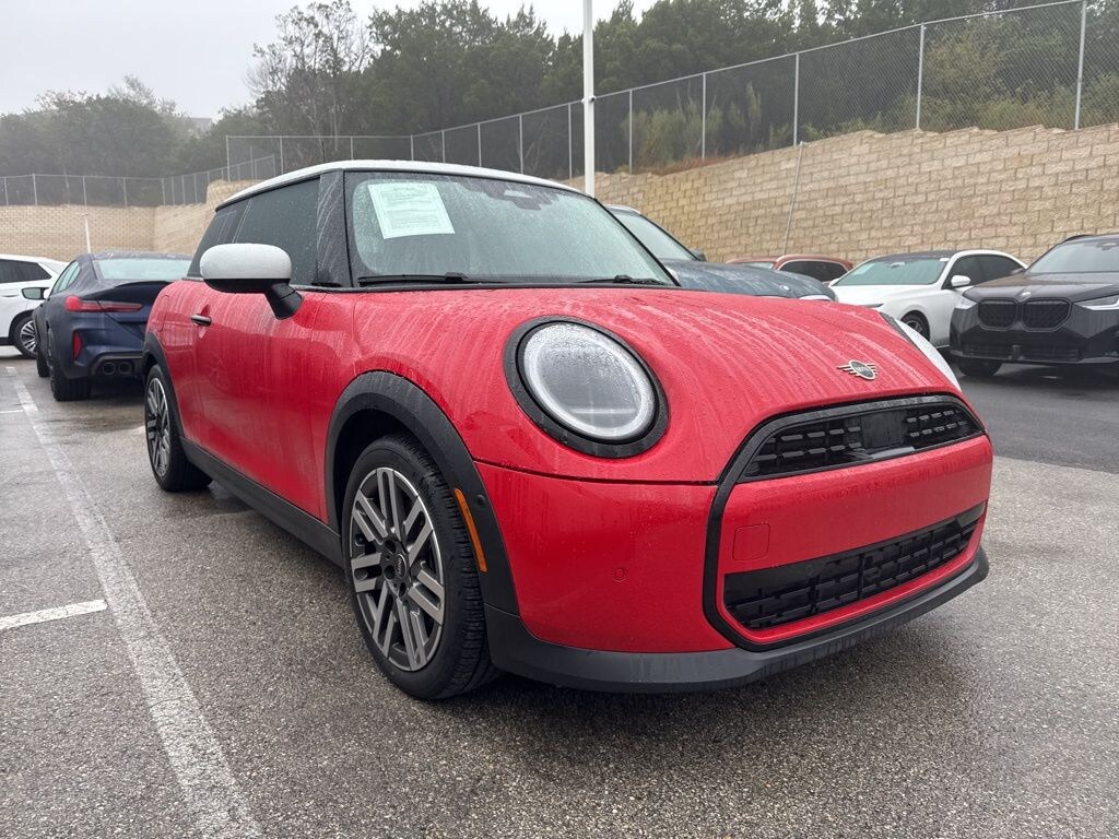 New 2025 MINI Hardtop 2 Door Hatchback