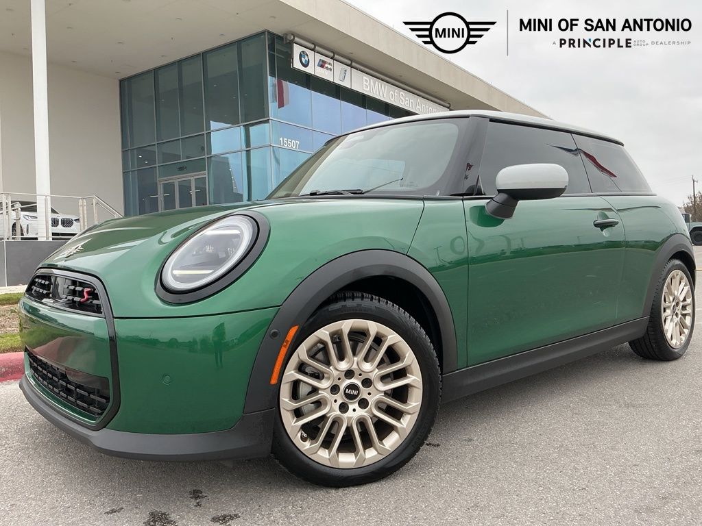 2025 MINI Hardtop 2 Door S's photo