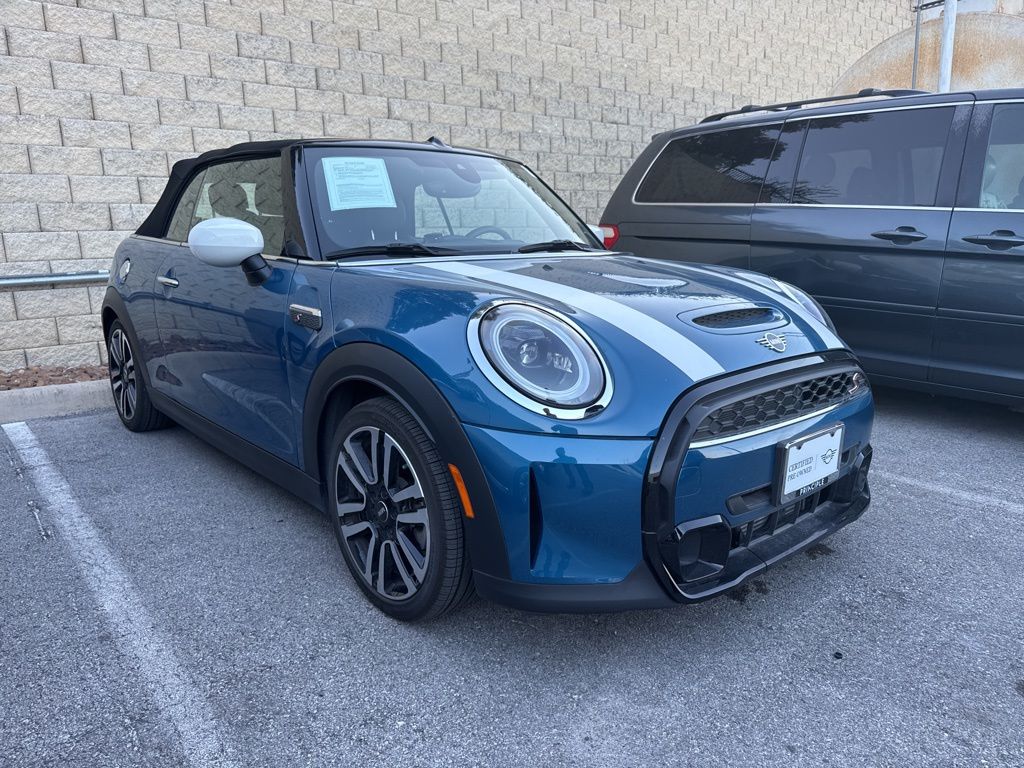 2023 Mini Cooper Convertible S photo 2