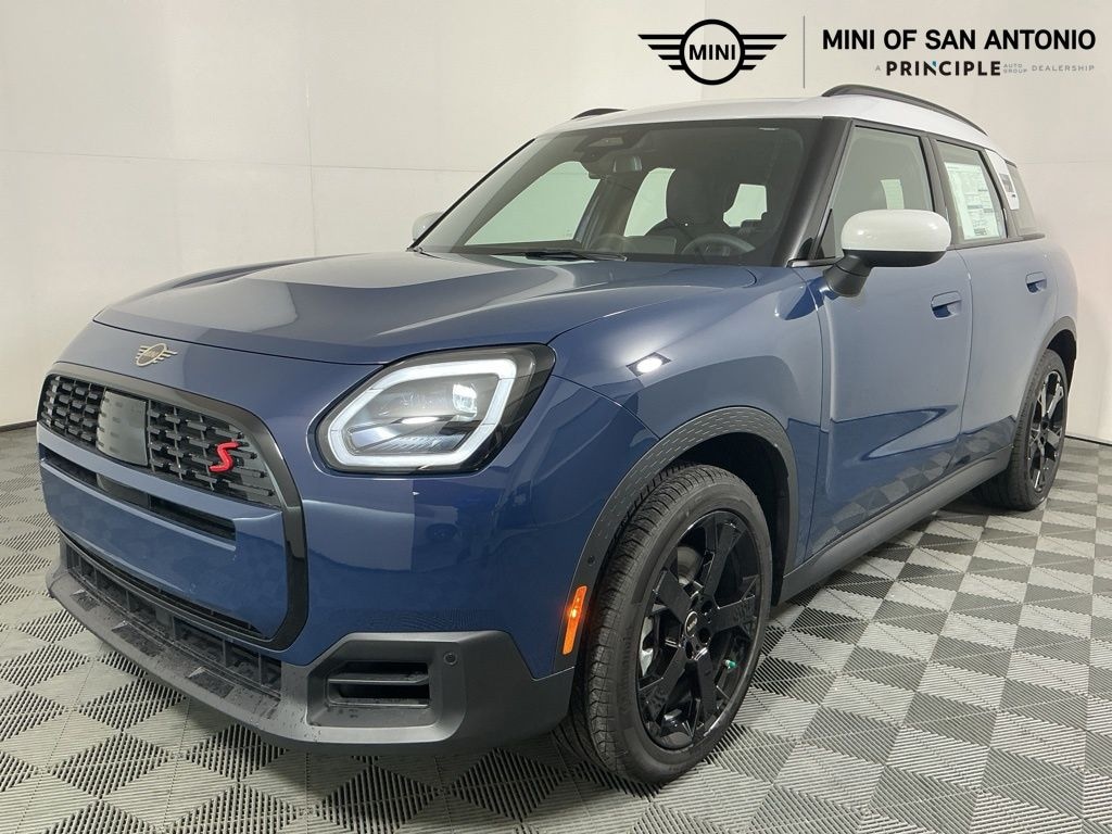 New 2026 MINI Countryman Signature Plus SUV