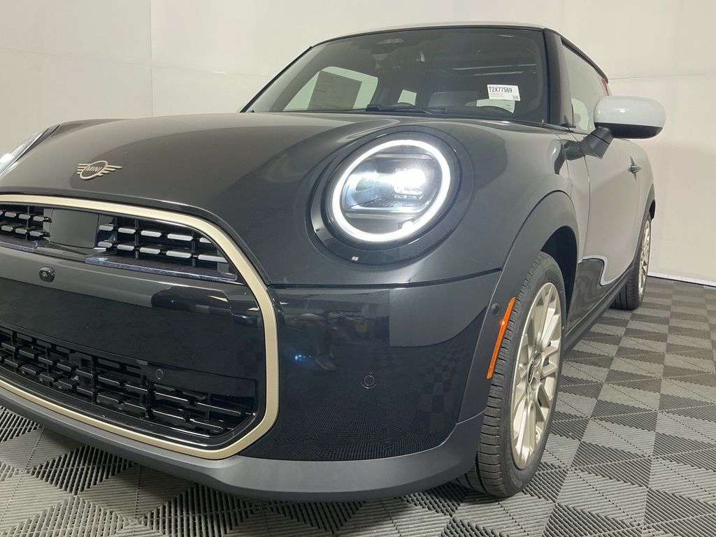 2026 MINI Hardtop 2 Door - Photo 8