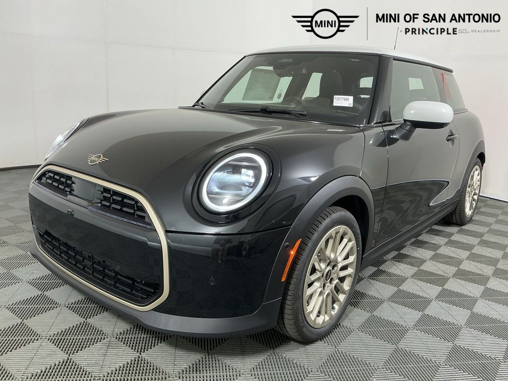 2026 MINI Hardtop 2 Door's photo