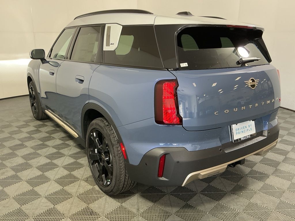New 2026 MINI Countryman Iconic SUV