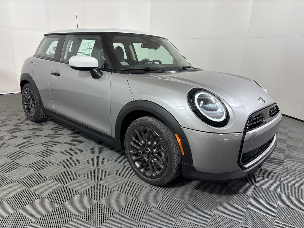 2025 Mini Cooper Signature photo 4