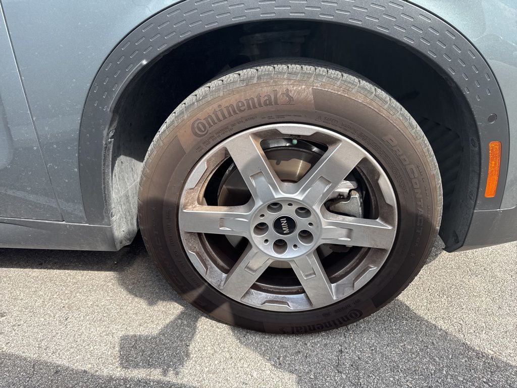2025 Mini Countryman photo 2