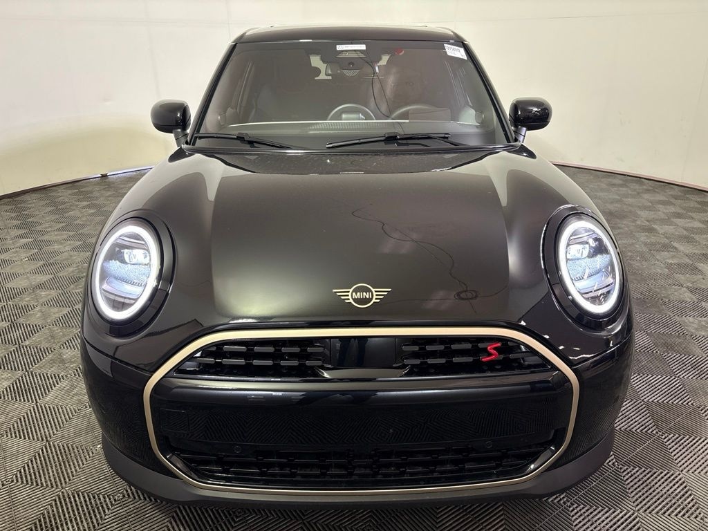 New 2026 MINI 4 Door Signature Plus Hatchback