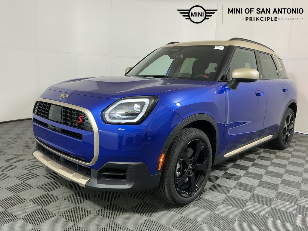 2026 MINI Countryman S's photo