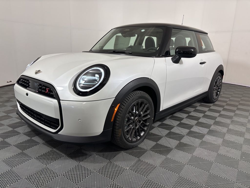 2025 Mini Cooper S Iconic photo 2
