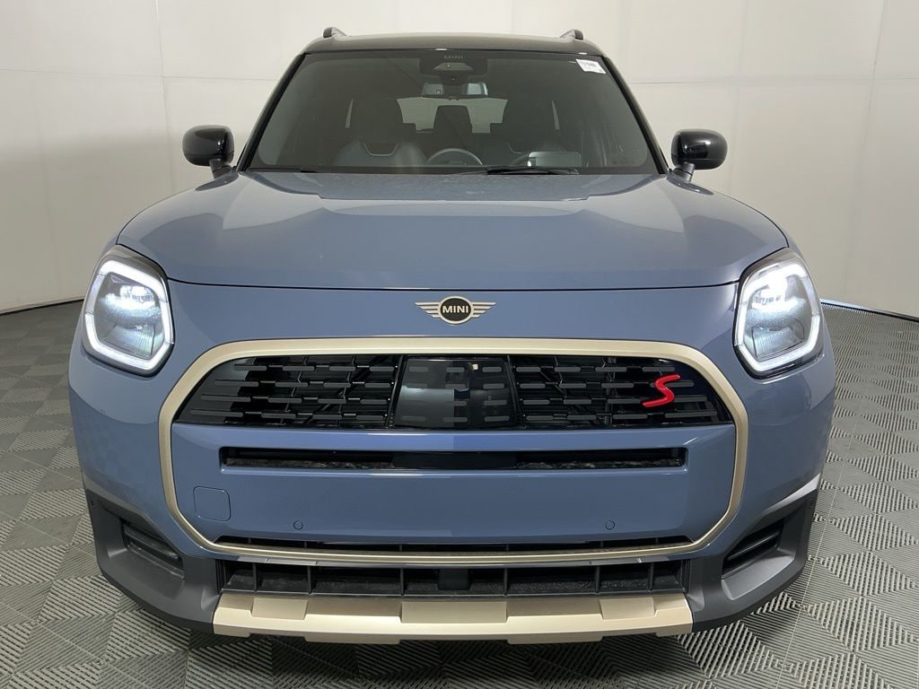 New 2026 MINI Countryman Signature Plus SUV