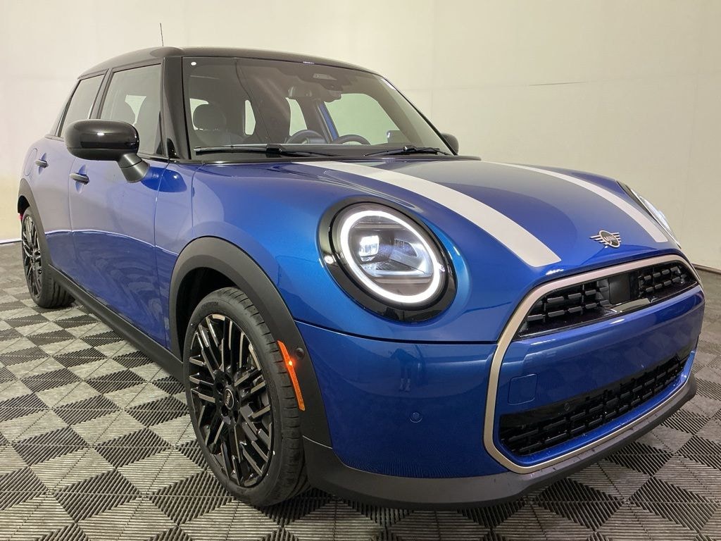 New 2026 MINI 4 Door Signature Plus Hatchback