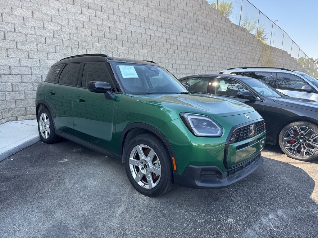 2025 Mini Cooper Base photo 2