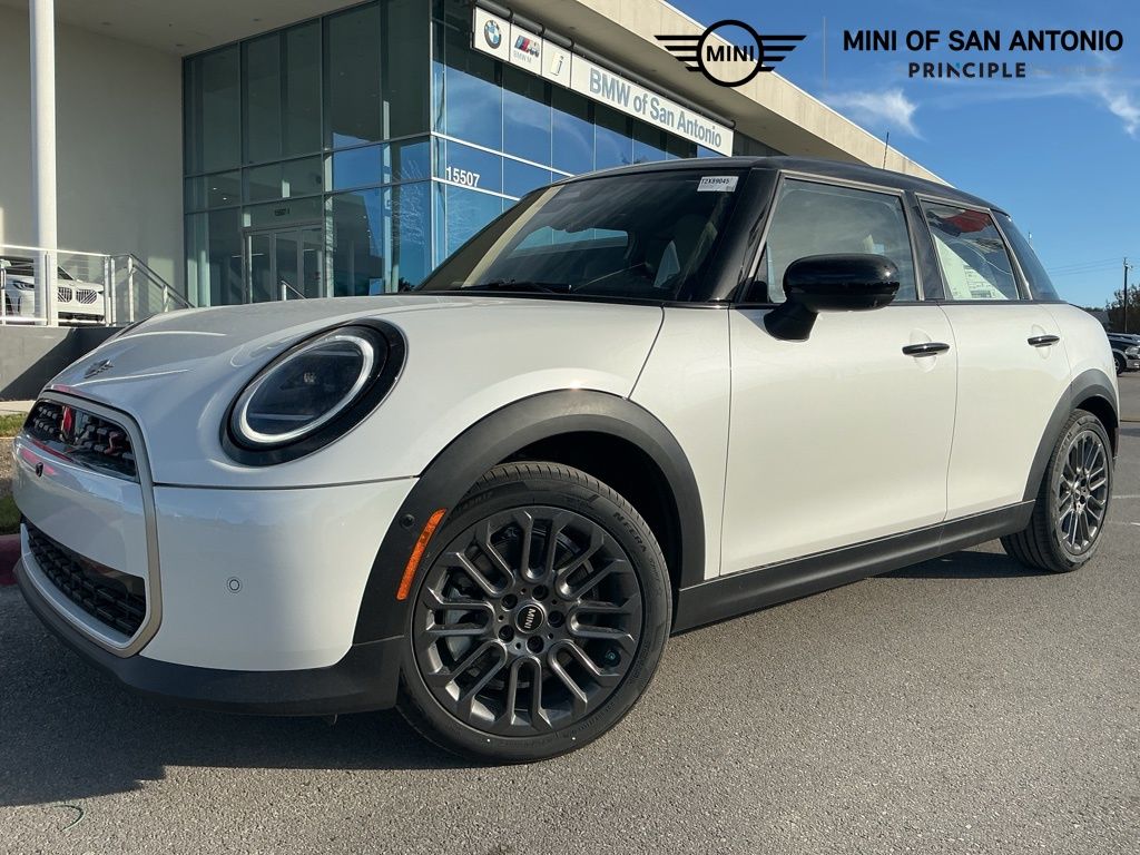 2026 MINI Hardtop 4 Door S's photo