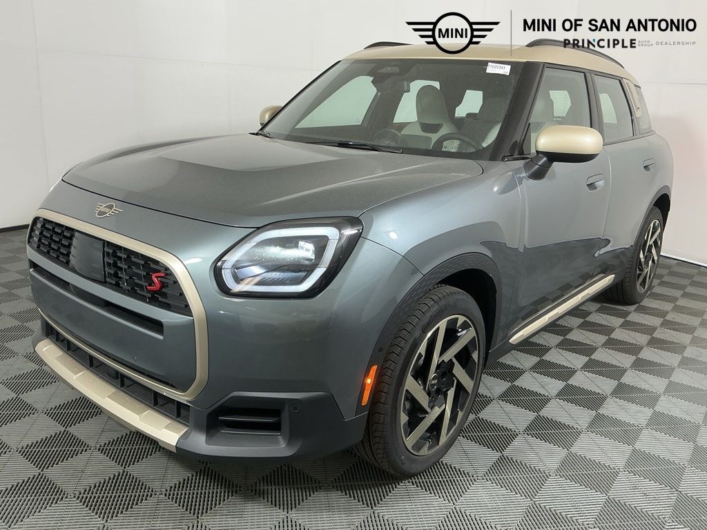 New 2026 MINI Countryman Signature Plus SUV