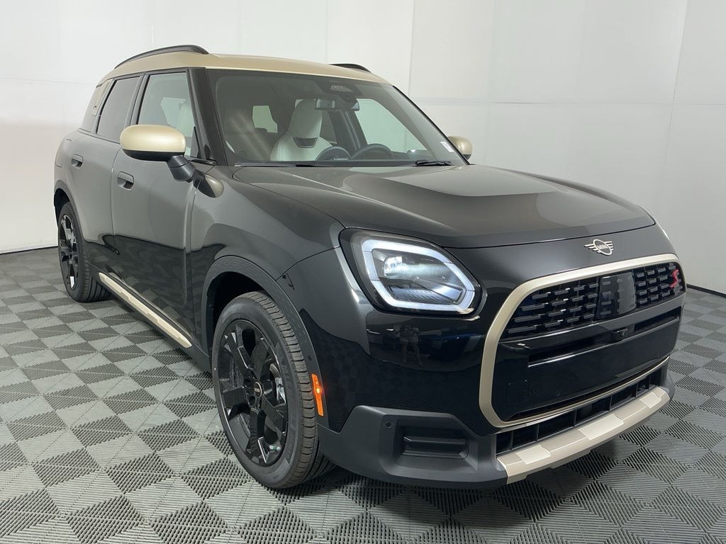 New 2026 MINI Countryman Iconic SUV