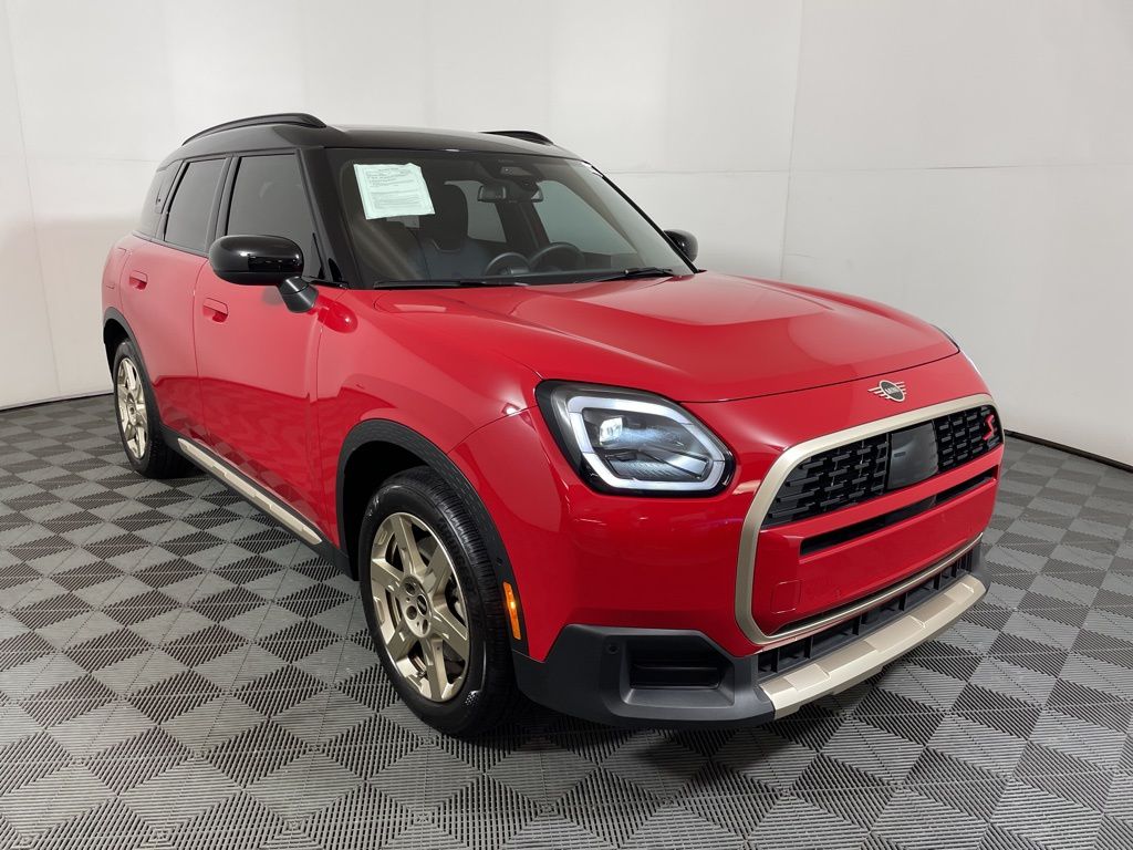 2025 Mini Cooper S ALL4 photo 3