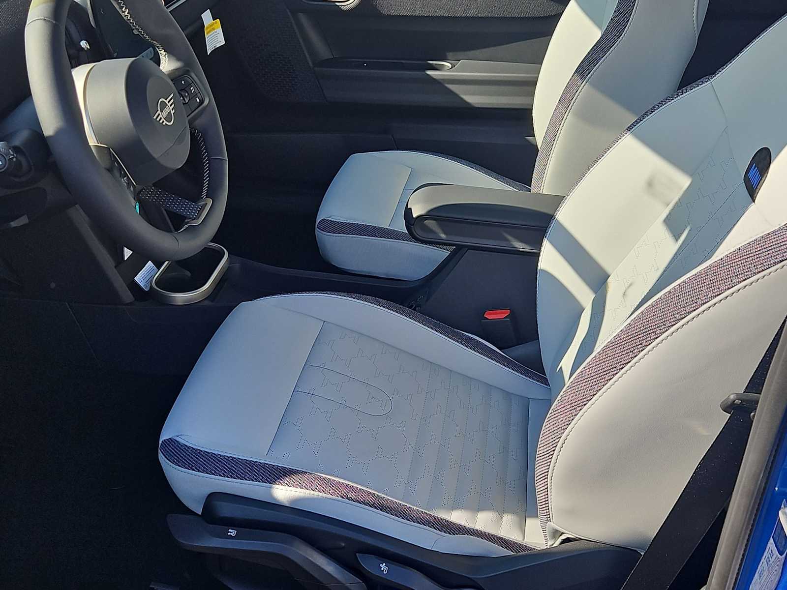 Thumbnail: 2026 MINI Cooper Hardtop - 15