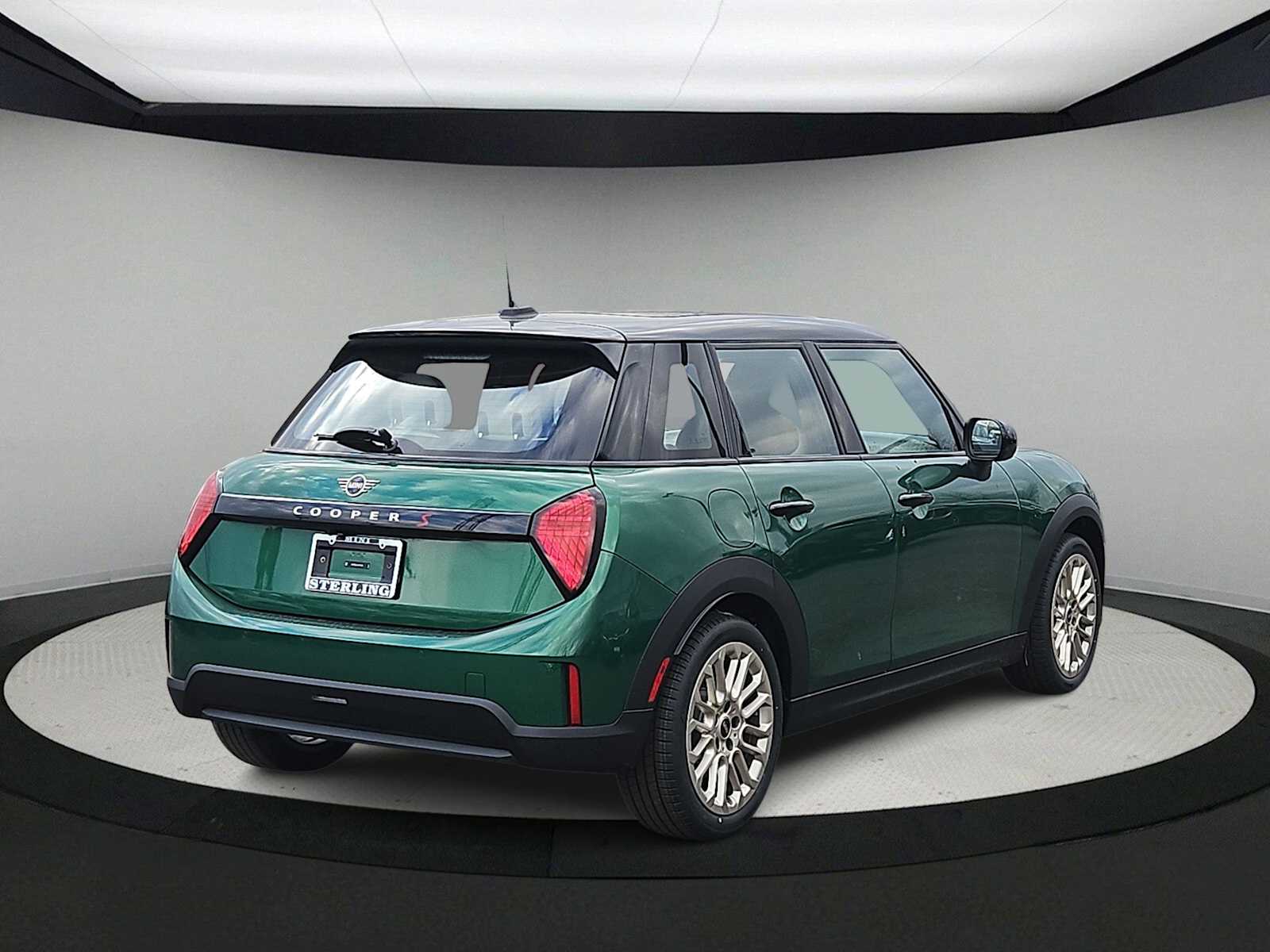 Thumbnail: 2026 MINI Cooper Hardtop - 8