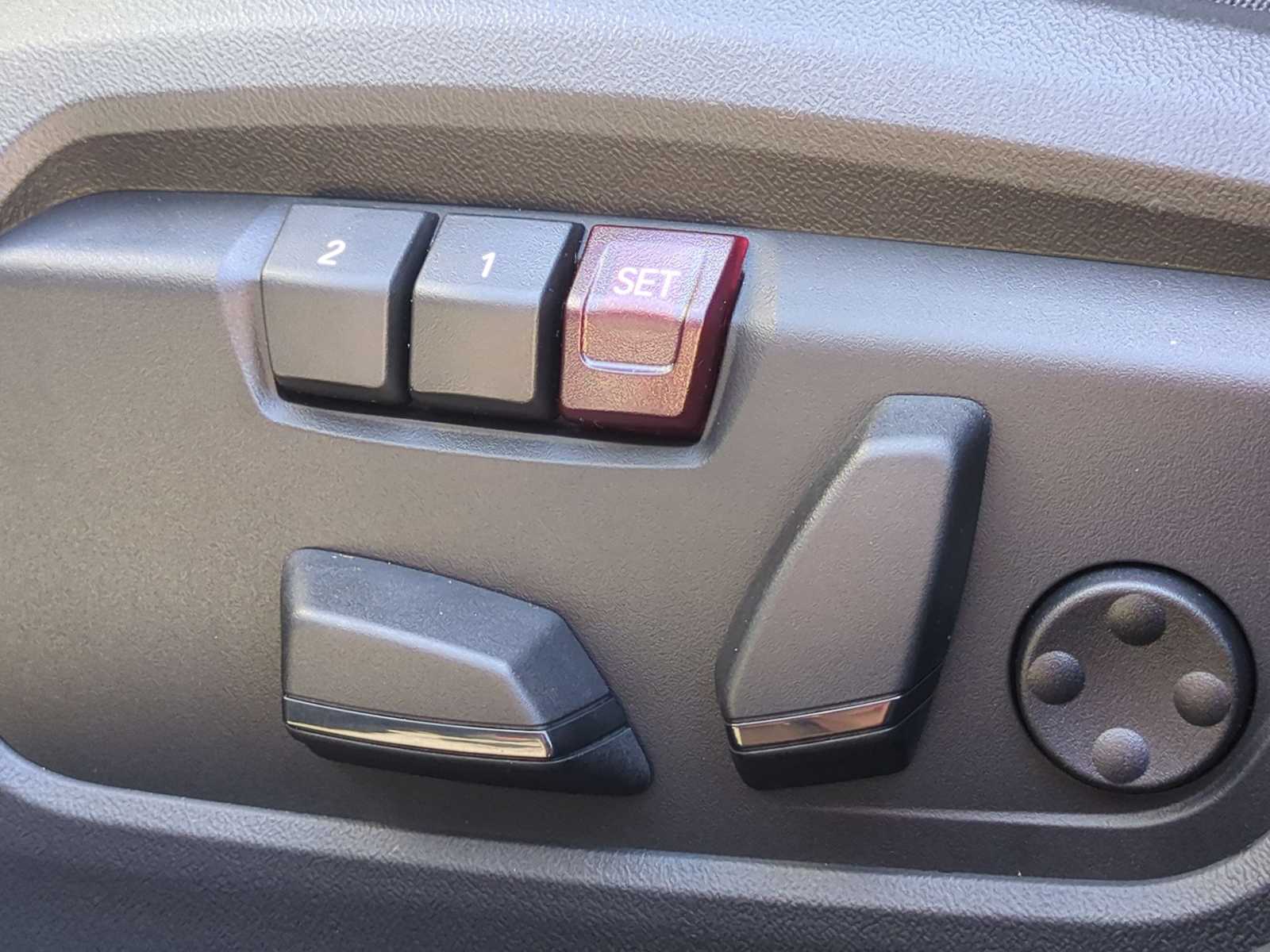 Thumbnail: 2025 MINI Cooper Hardtop - 16