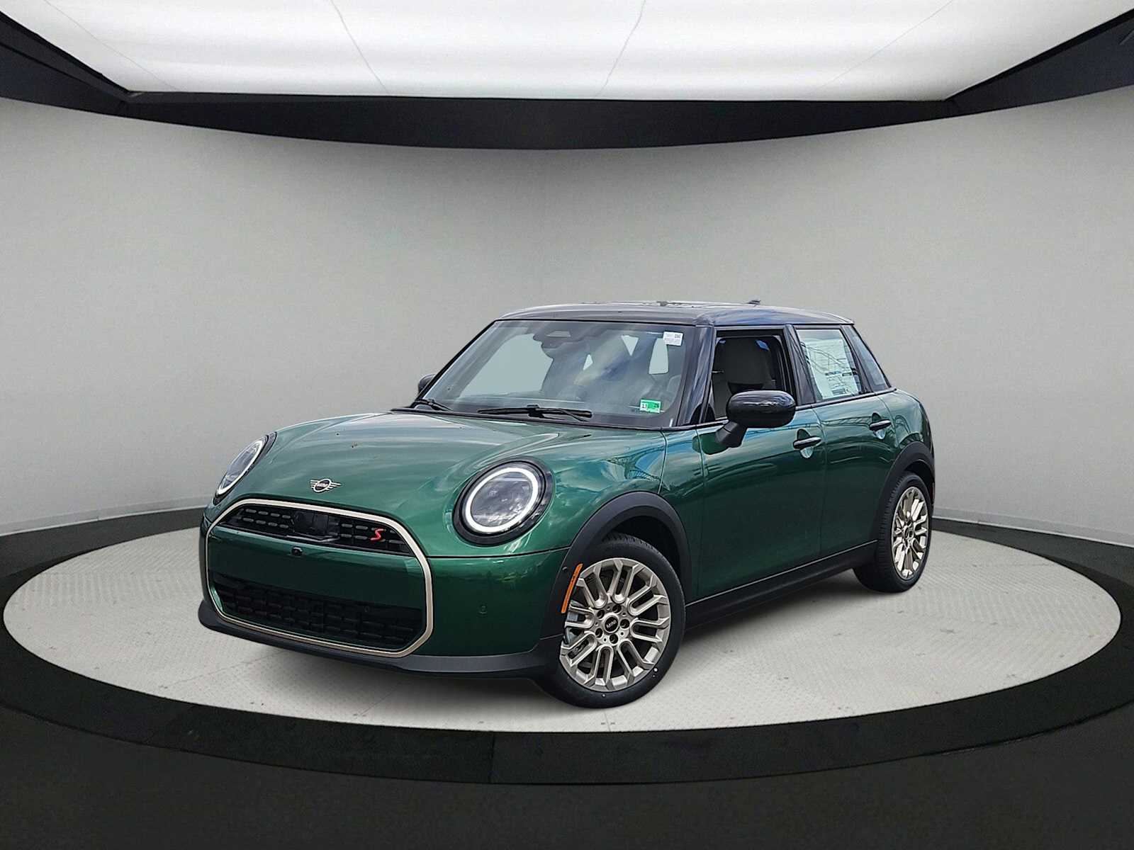 Thumbnail: 2026 MINI Cooper Hardtop - 1