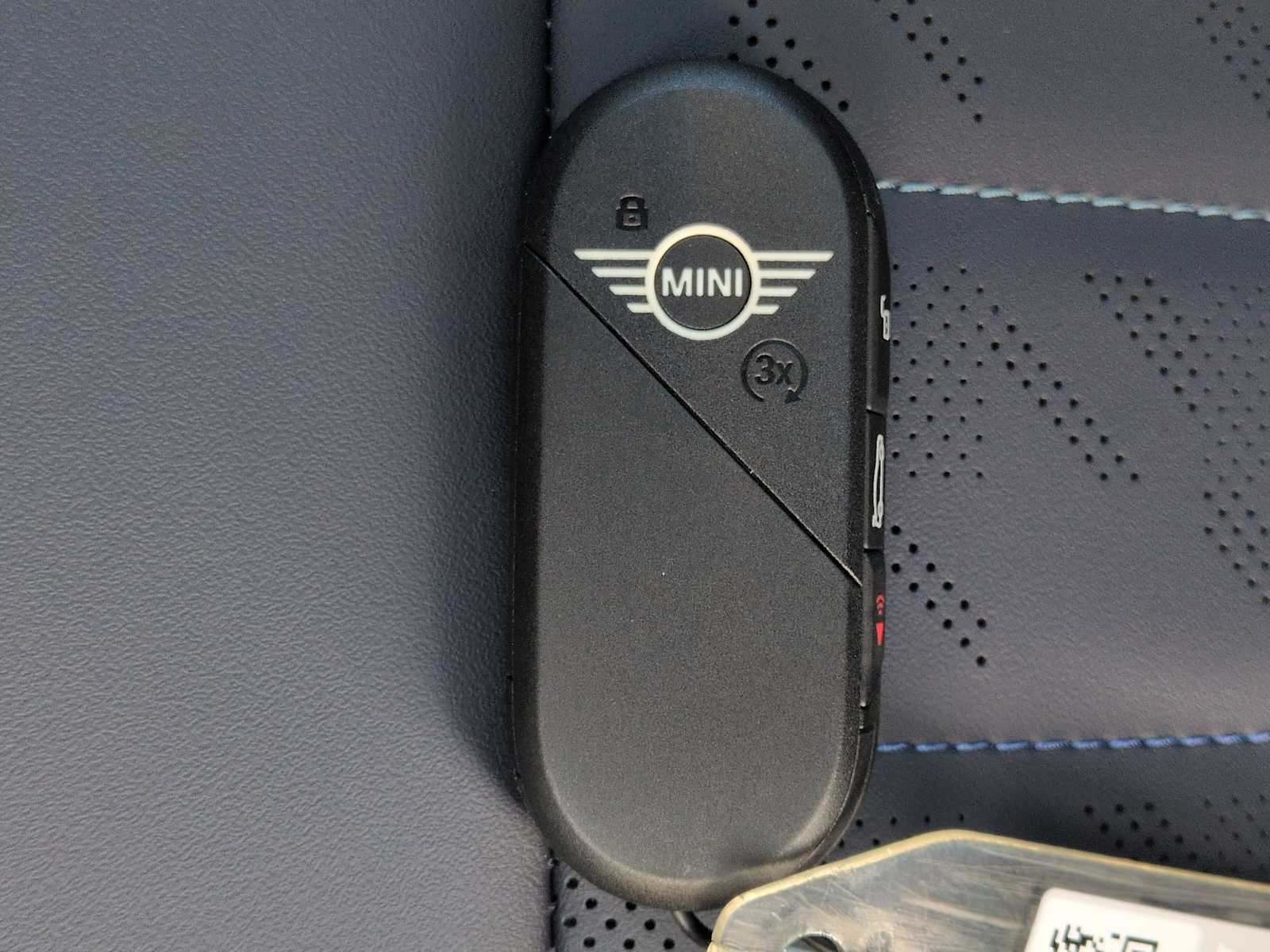 Thumbnail: 2026 MINI Cooper Hardtop - 37