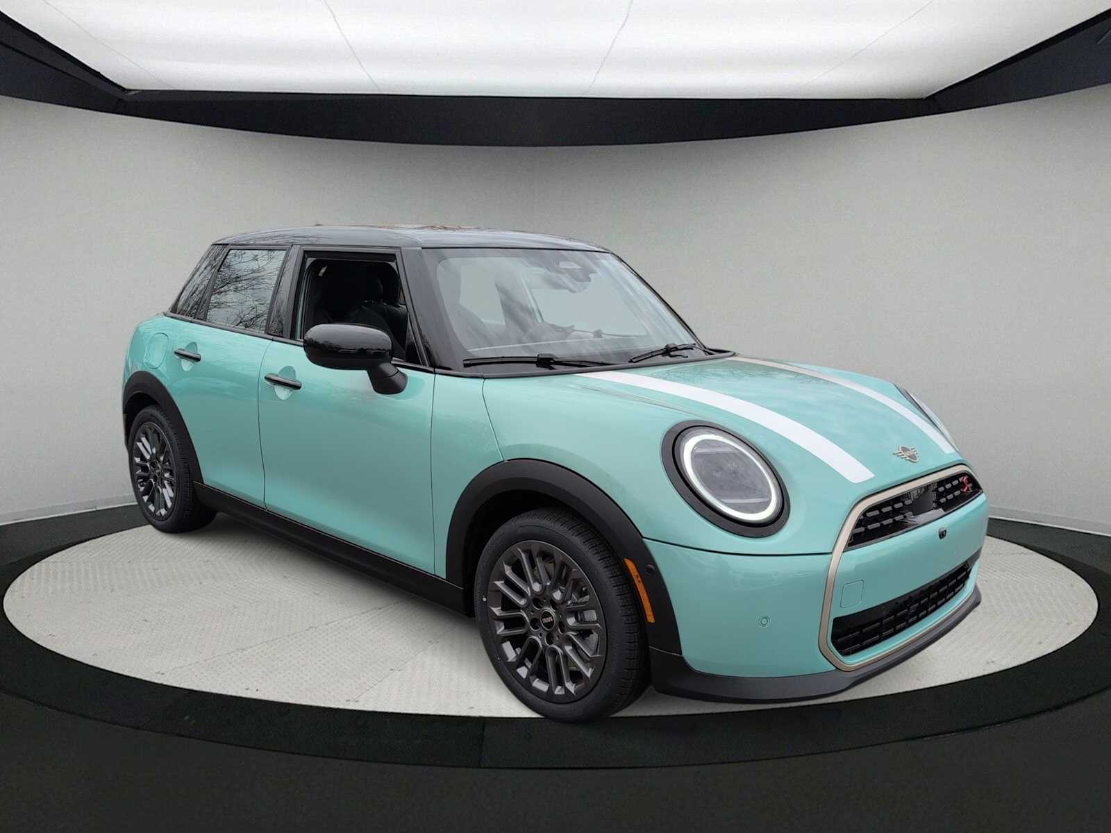Thumbnail: 2026 MINI Cooper Hardtop - 2