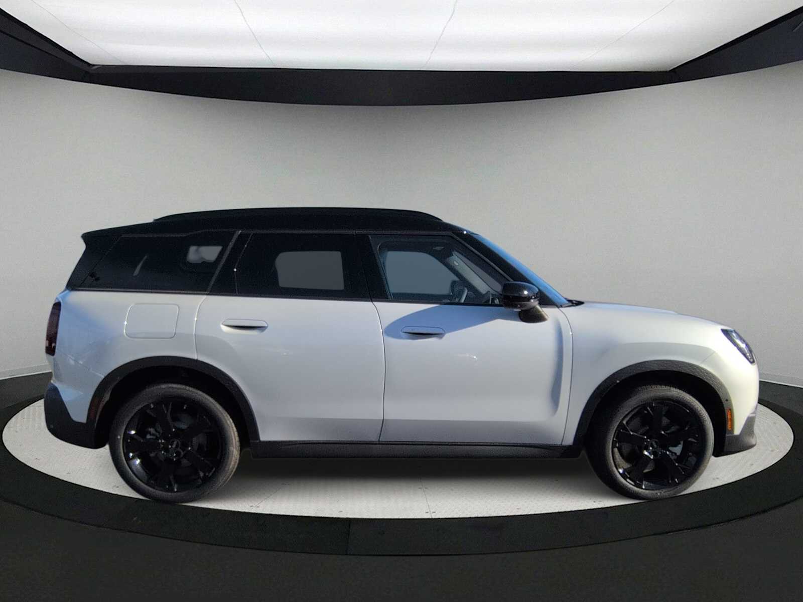 Thumbnail: 2026 MINI Cooper Countryman - 9