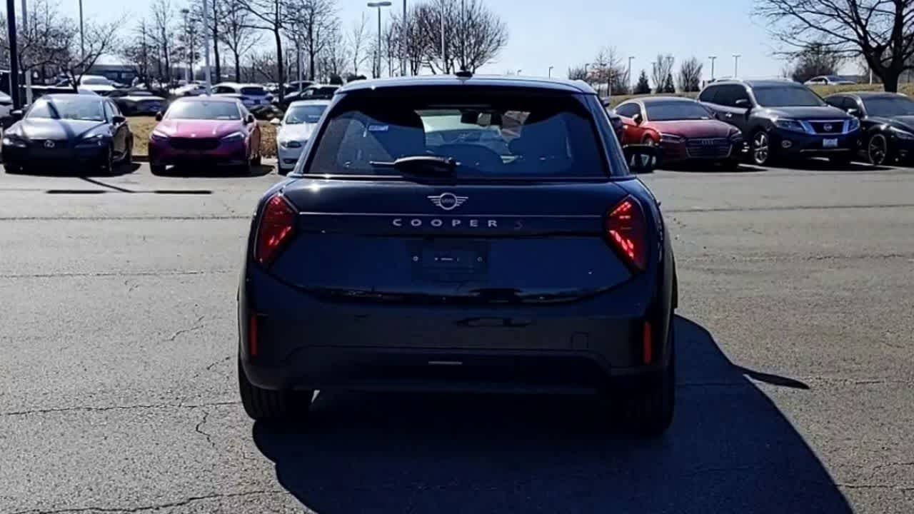 Thumbnail: 2025 MINI Cooper Hardtop - 7