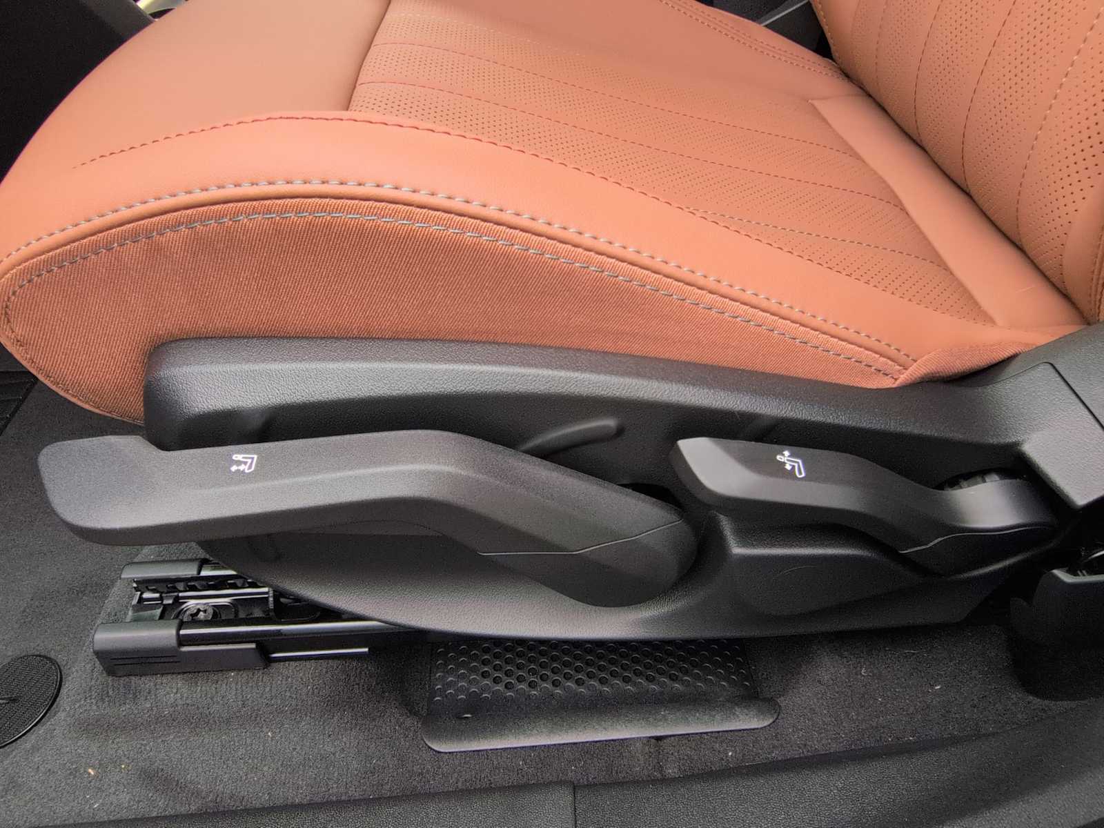 Thumbnail: 2026 MINI Cooper Countryman - 18