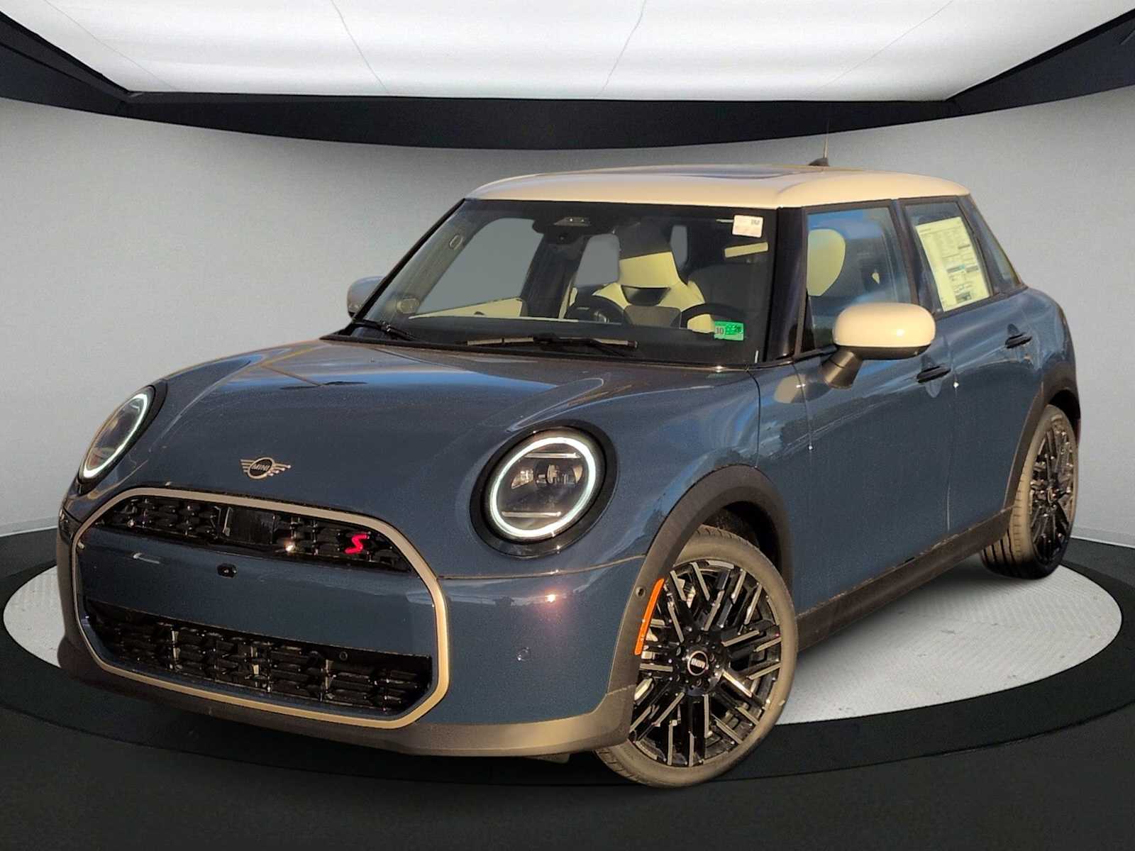 Thumbnail: 2026 MINI Cooper Hardtop - 1