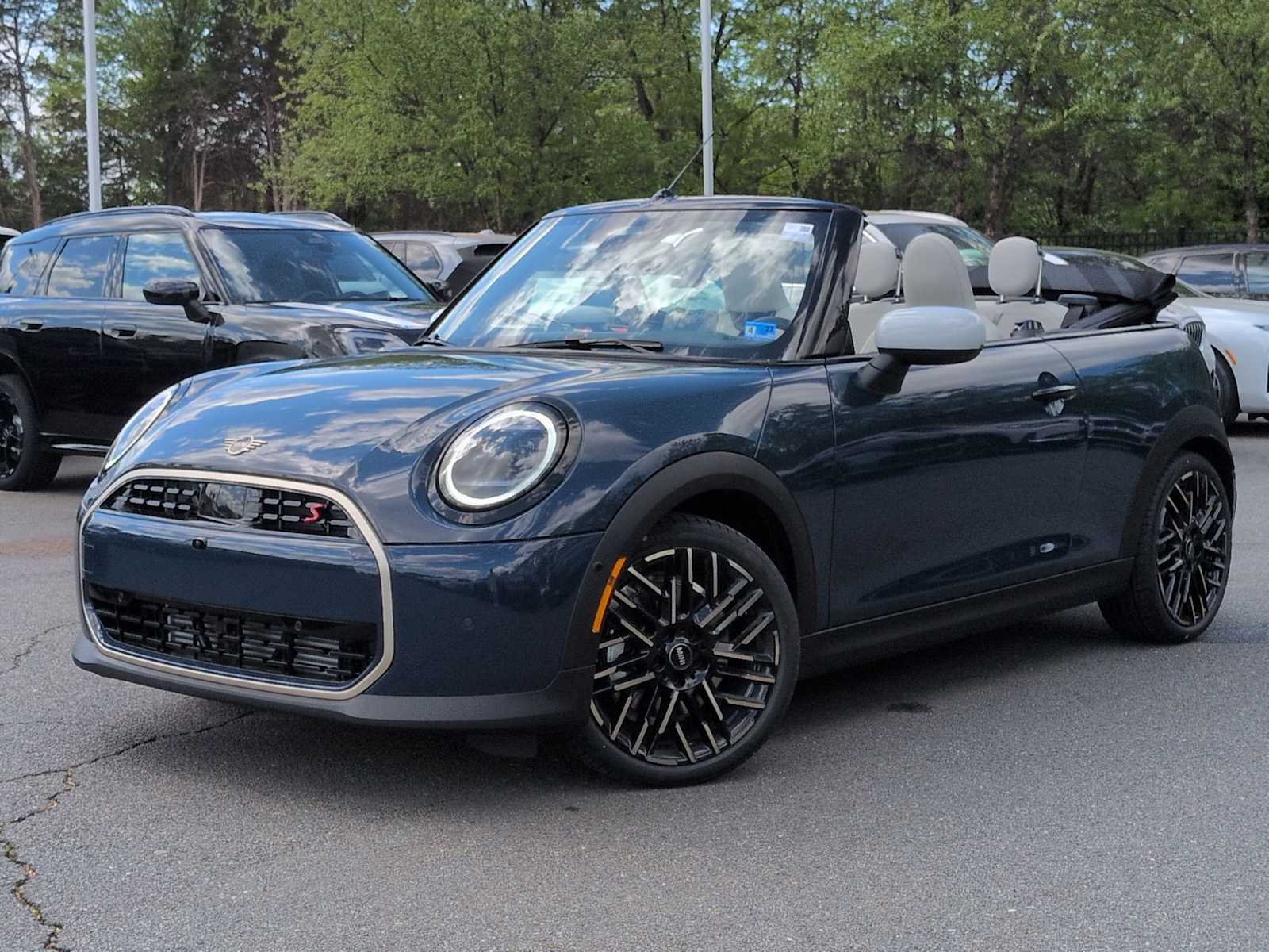 Thumbnail: 2026 MINI Cooper Convertible - 11