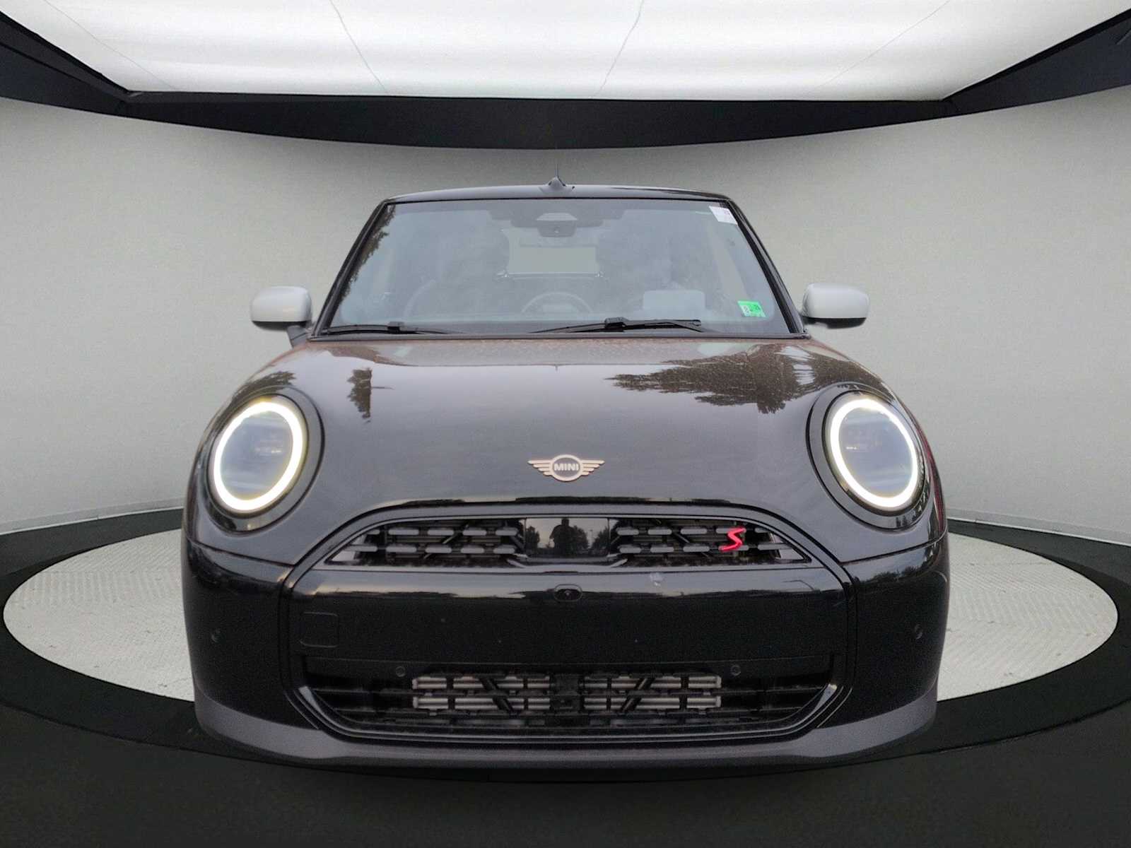 Thumbnail: 2026 MINI Cooper Convertible - 3