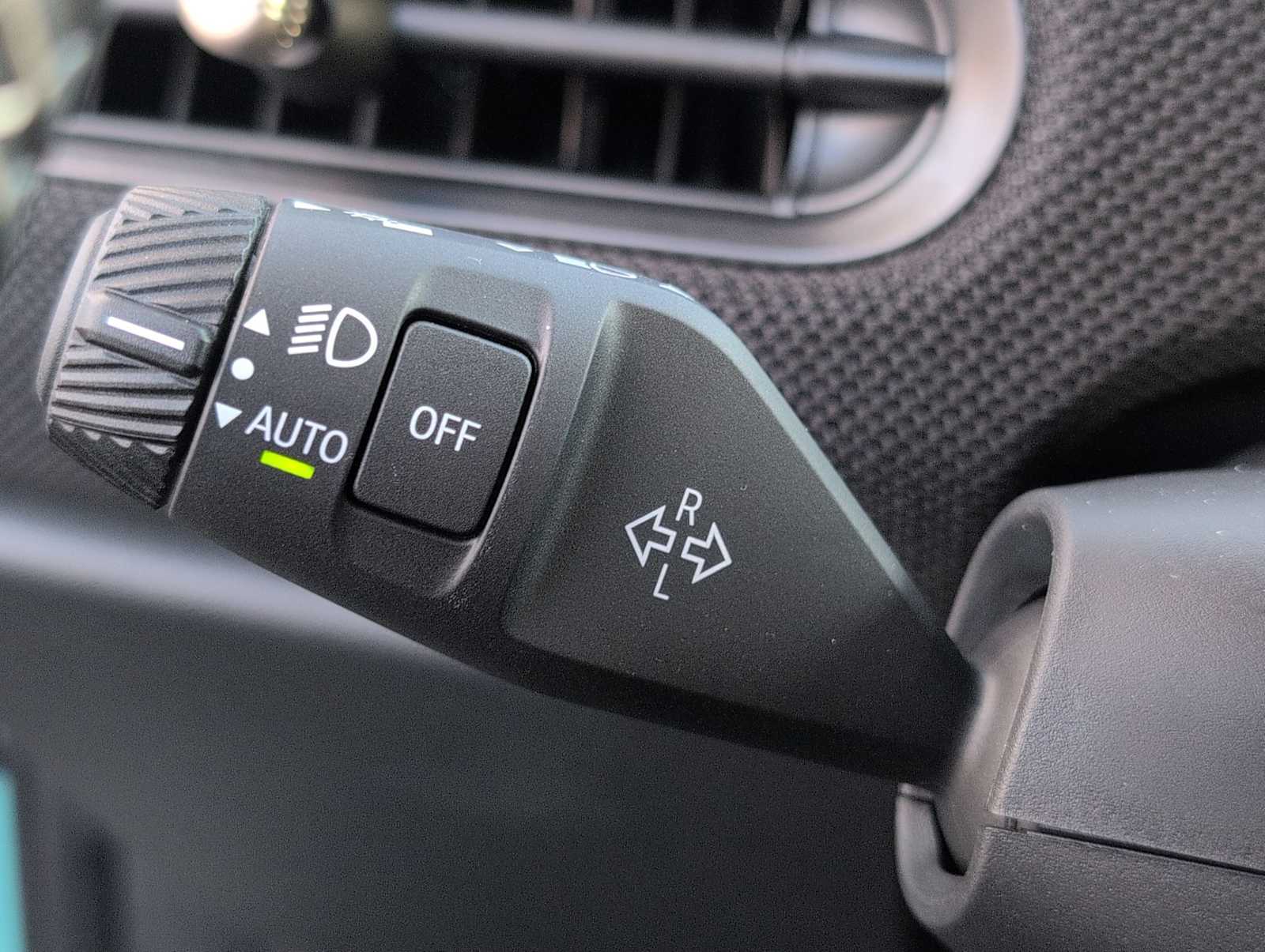 Thumbnail: 2026 MINI Cooper Hardtop - 25