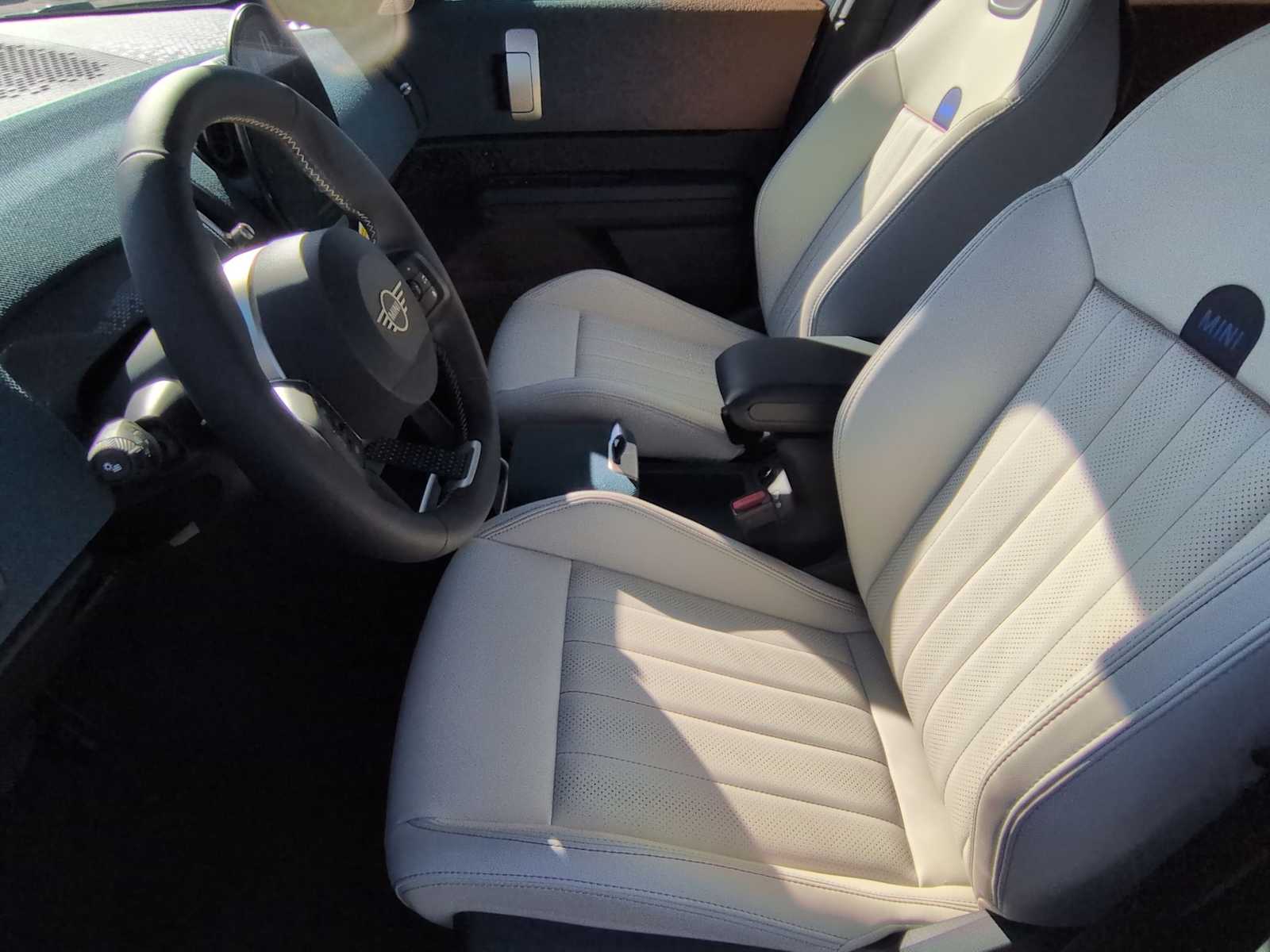 Thumbnail: 2025 MINI Cooper Countryman - 10