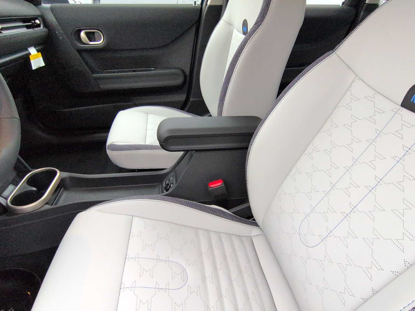 Thumbnail: 2026 MINI Cooper Hardtop - 17