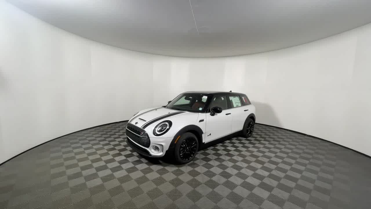 Thumbnail: 2024 MINI Cooper Clubman - 4