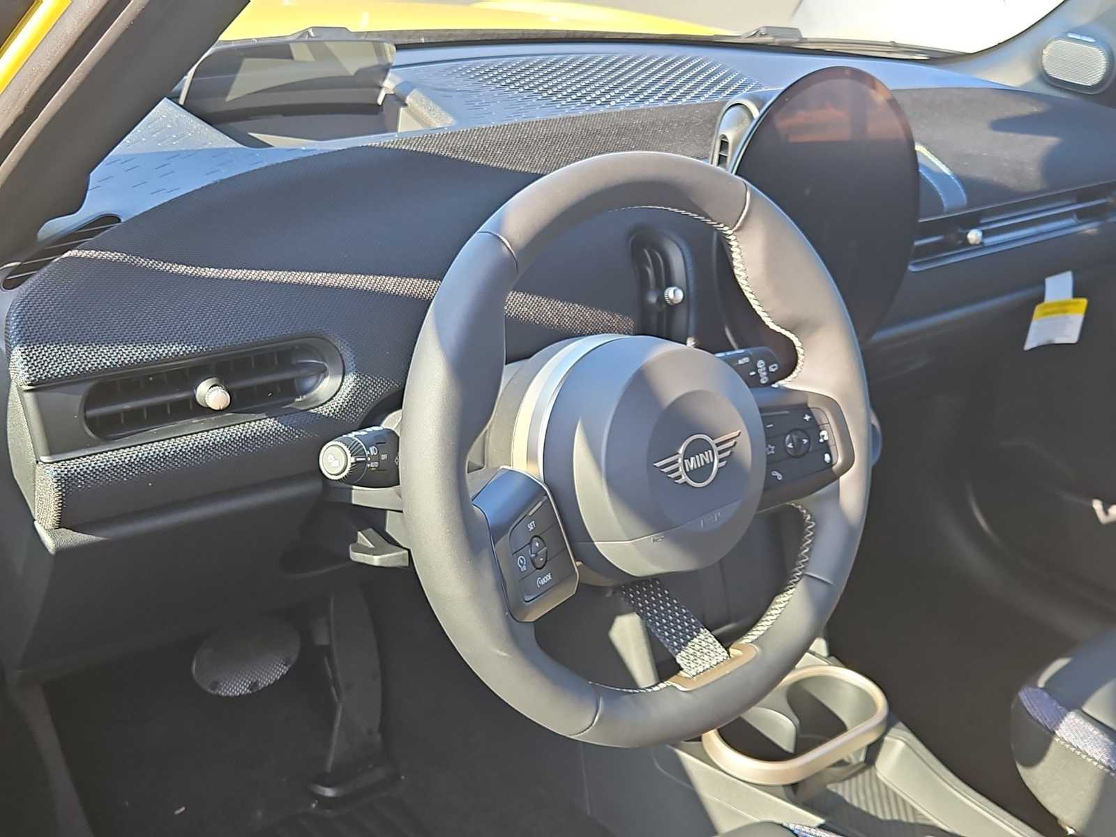 Thumbnail: 2026 MINI Cooper Hardtop - 10