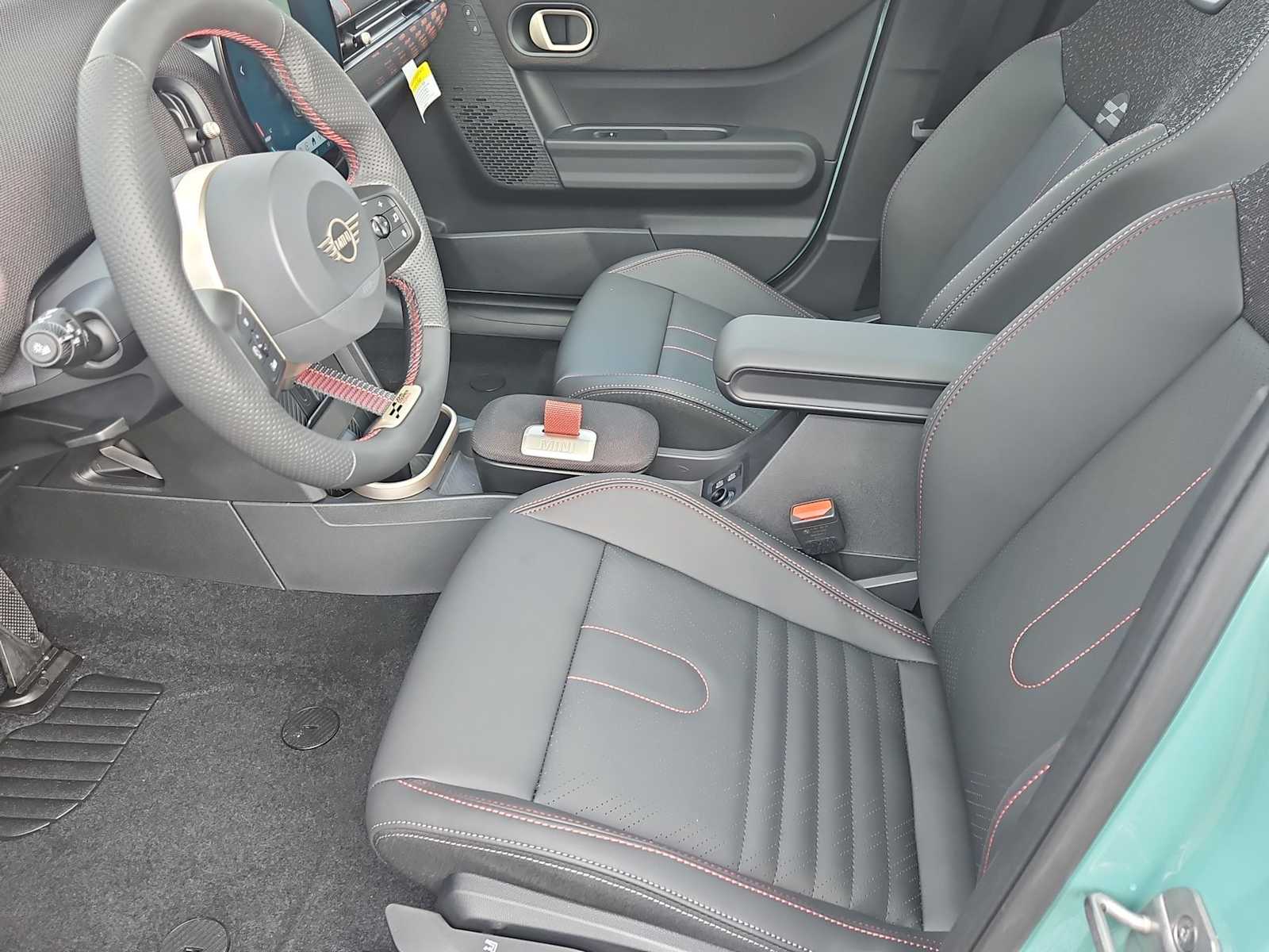 Thumbnail: 2026 MINI Cooper Hardtop - 15