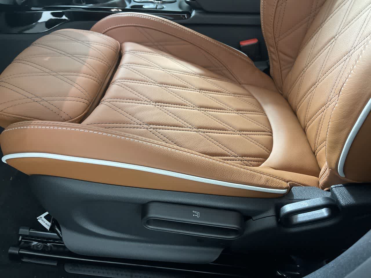 Thumbnail: 2024 MINI Cooper Clubman - 12